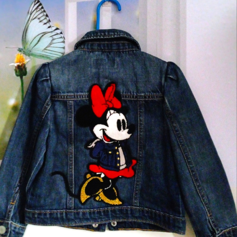 Gap Disney Minnie Mouse Denim Jacket size 4. NWOT